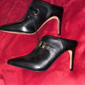 NEW Vince Camuto black leather pointy hill gold buckle Maskelynn mules 5 1/2 M
